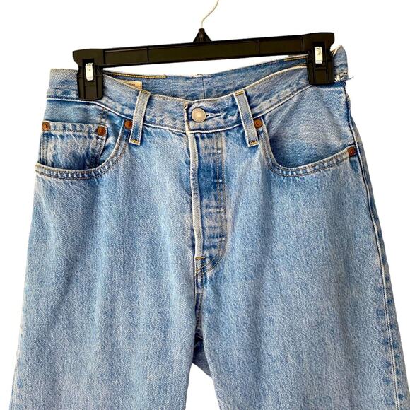 Levi’s Premium 501 Button Front size 28 Tapered Leg High Waist Jeans flawed - Picture 2 of 9